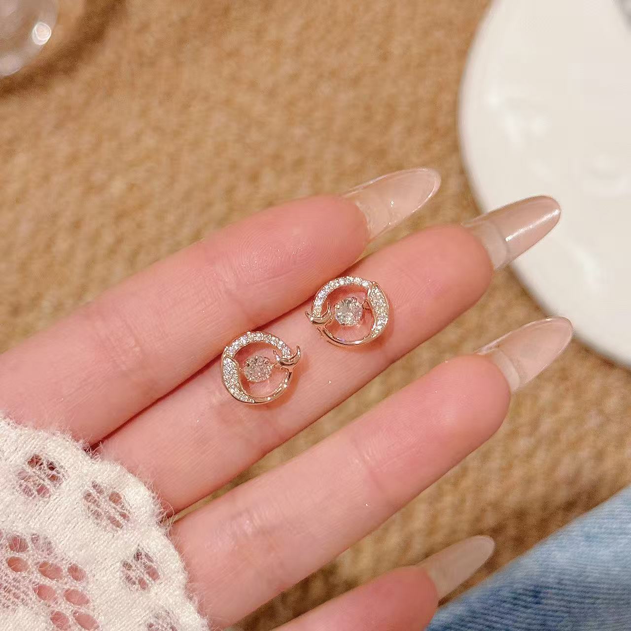 Cool Fresh Style Full Paved Cubic Zirconia Fish Tail Drop Earrings, Dainty Luxury Elegant All-Match Daily Ear Jewelry for Women