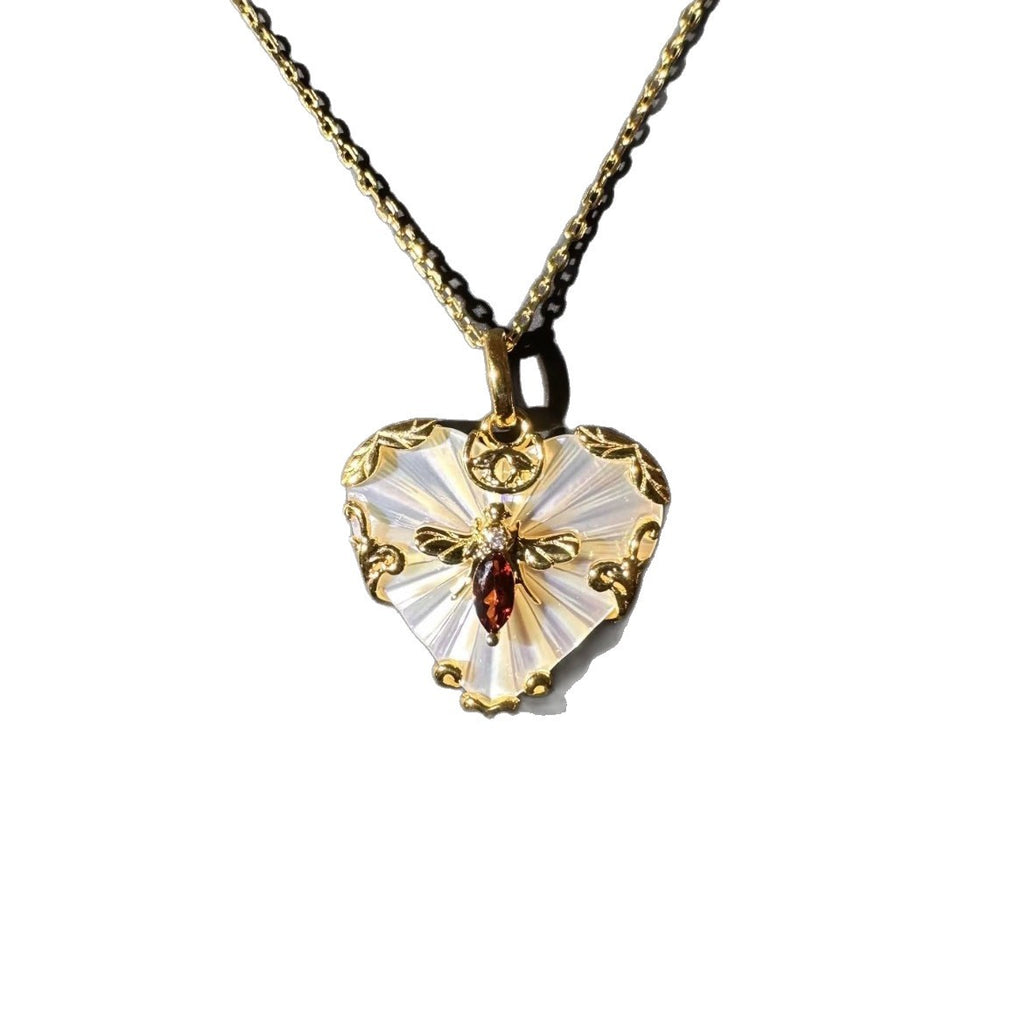 Babylonian Heart Natural Shell Necklace Elegant Luxury Delicate Women Neck Jewelry