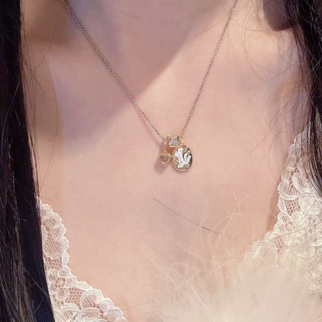 Sweet Cat Heart Pendant Necklace, Elegant Fashion Daily Neck Jewelry