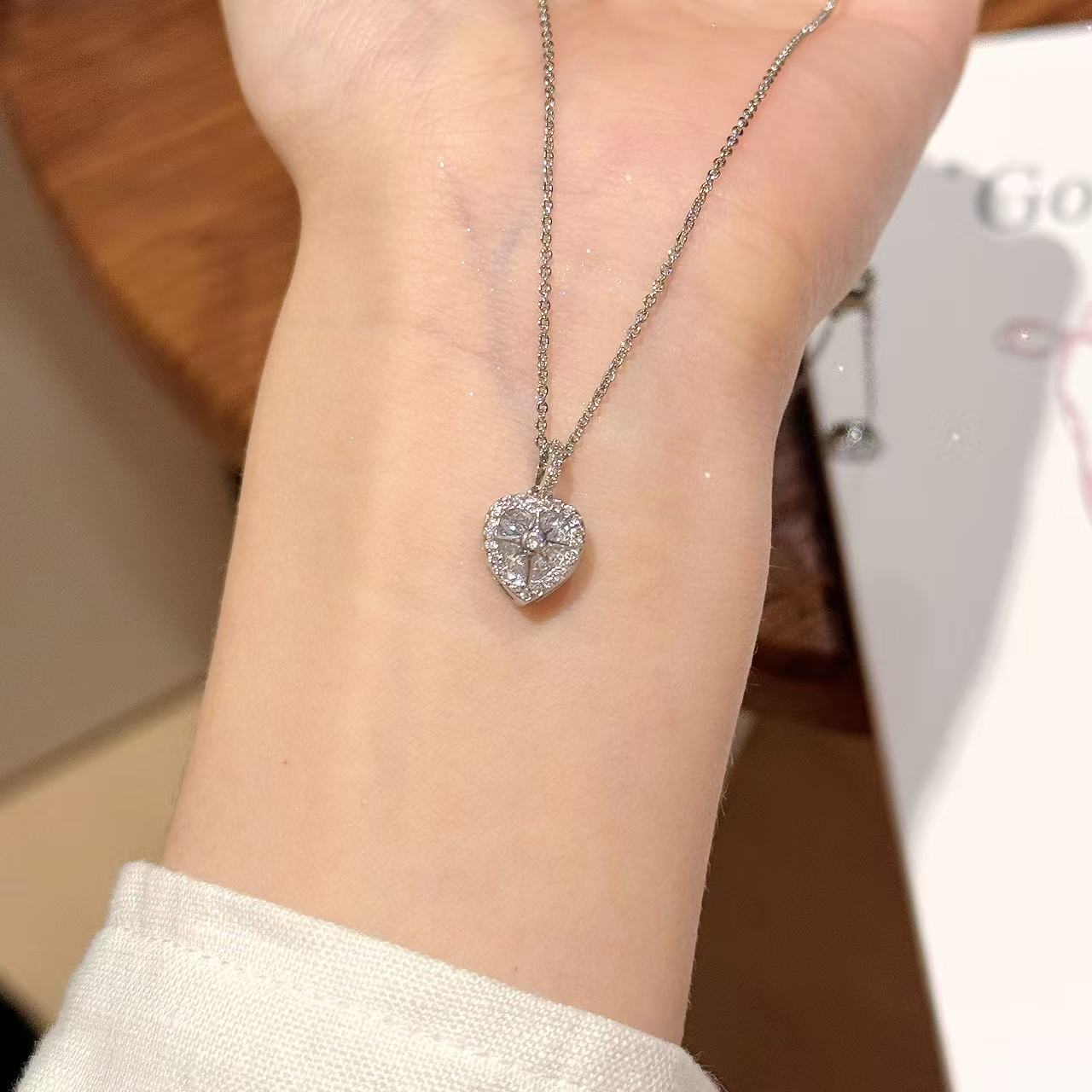 Korean Japanese Style Heart Zircon Necklace, Full Diamond Heart Pendant Clavicle Chain, Minimalist INS Elegant Jewelry