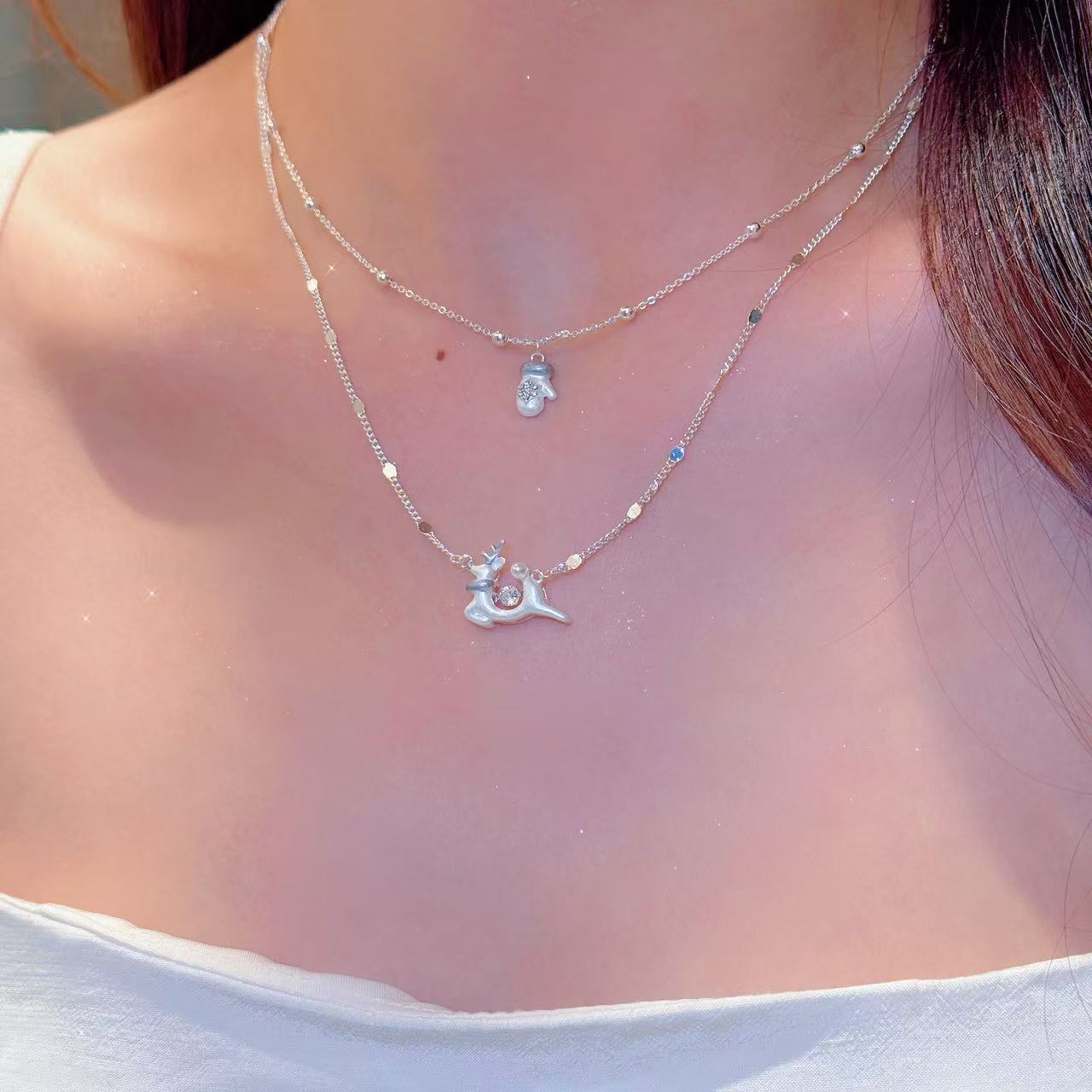 Year of the Horse Lucky Jewelry Set, Luxury Floral Pendant Clavicle Chain, Deer Bracelet & Bow Necklace Elegant Autumn Winter Fashion Accessories