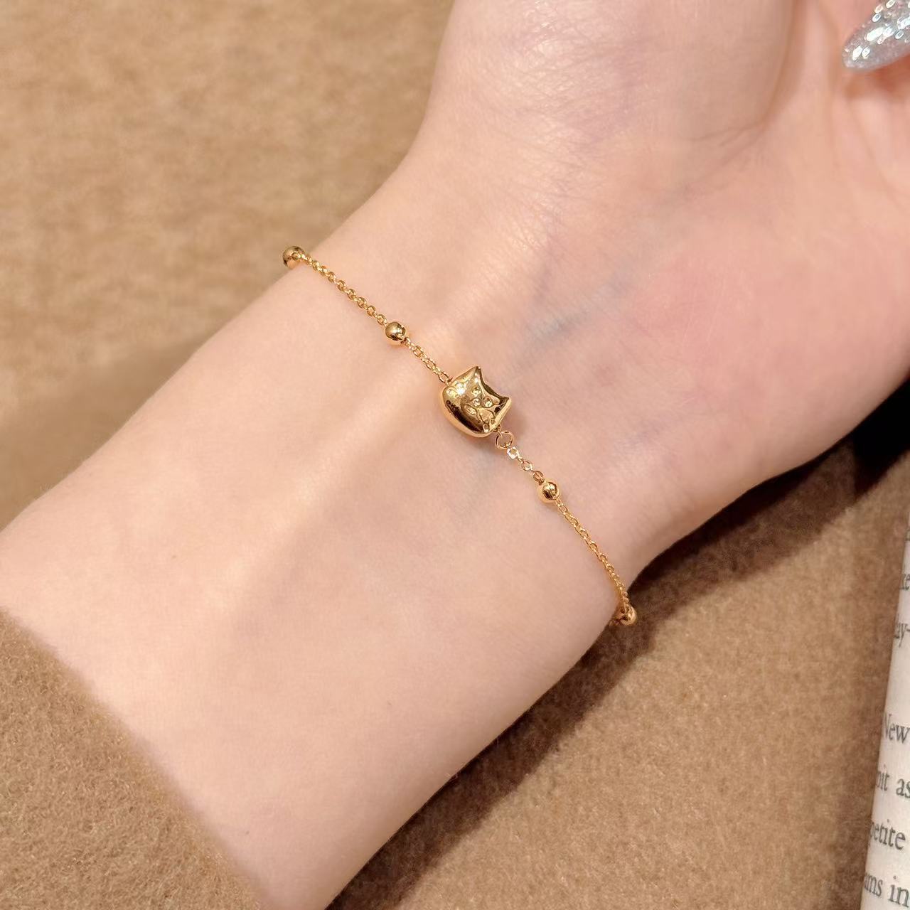 Cute Cat Charm Bracelet, Korean Style Luxury Delicate Wrist Jewelry, Niche All-match Fashion Bracelet
