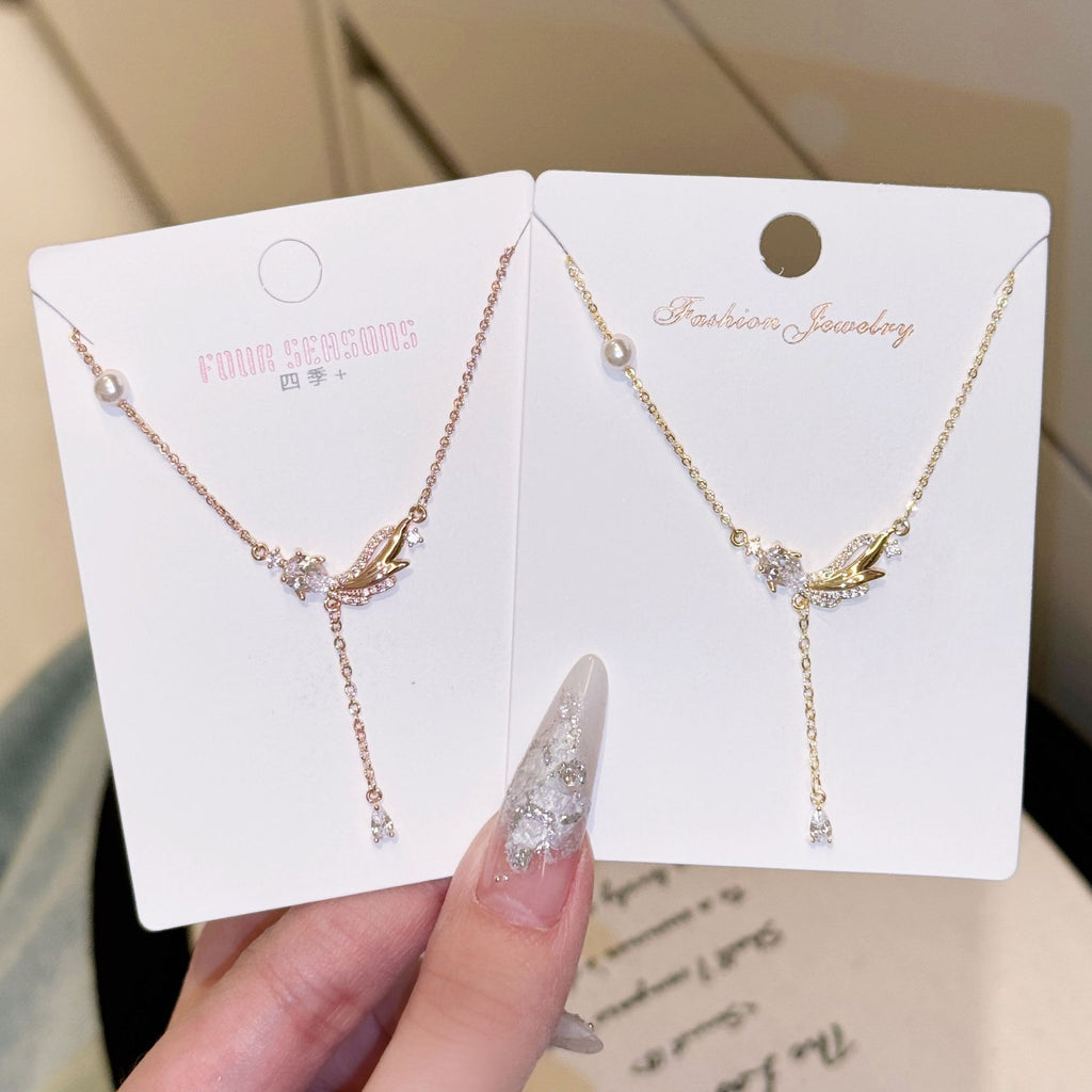 Koi Fish Pendant Pearl Necklace for Women, Luxury Minimalist Zircon Inlaid Clavicle Chain Jewelry Gift
