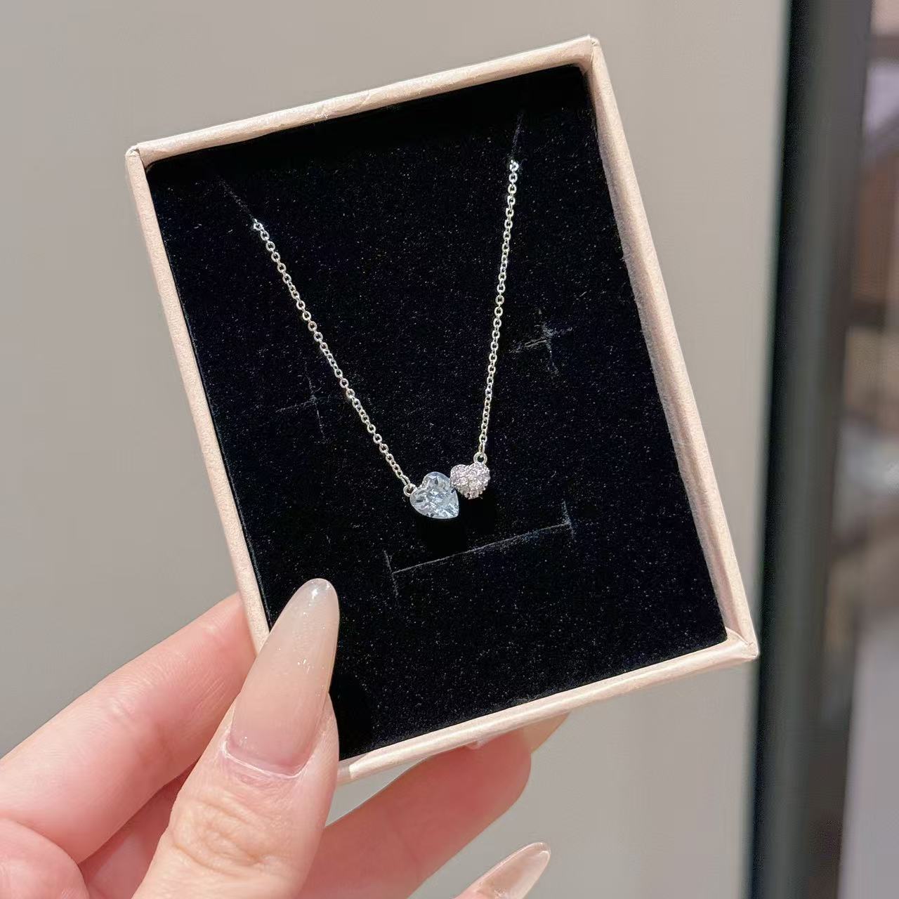 Custom Korean Cold Style Pendant Necklace for Women, Niche Luxury Dainty Sweet Designer Versatile Daily Clavicle Fine Jewelry