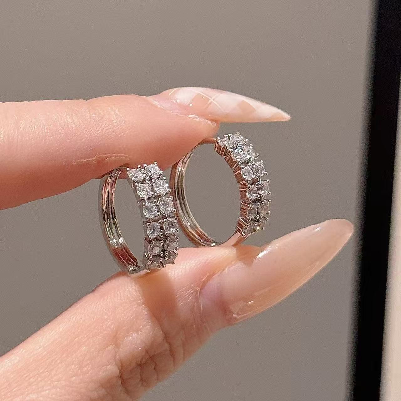 Korean Double Row Micro-inlaid Zircon Hoop Earrings, Niche Design Delicate Temperament Earrings, Versatile Luxury Fashion Ear Jewelry