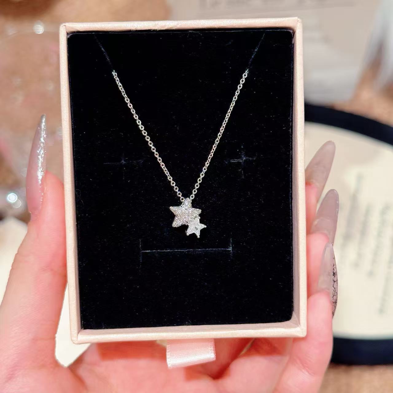 New Year Double Star Necklace, Delicate Luxury Clavicle Chain, Stylish Niche Jewelry Gift for Women & BFF