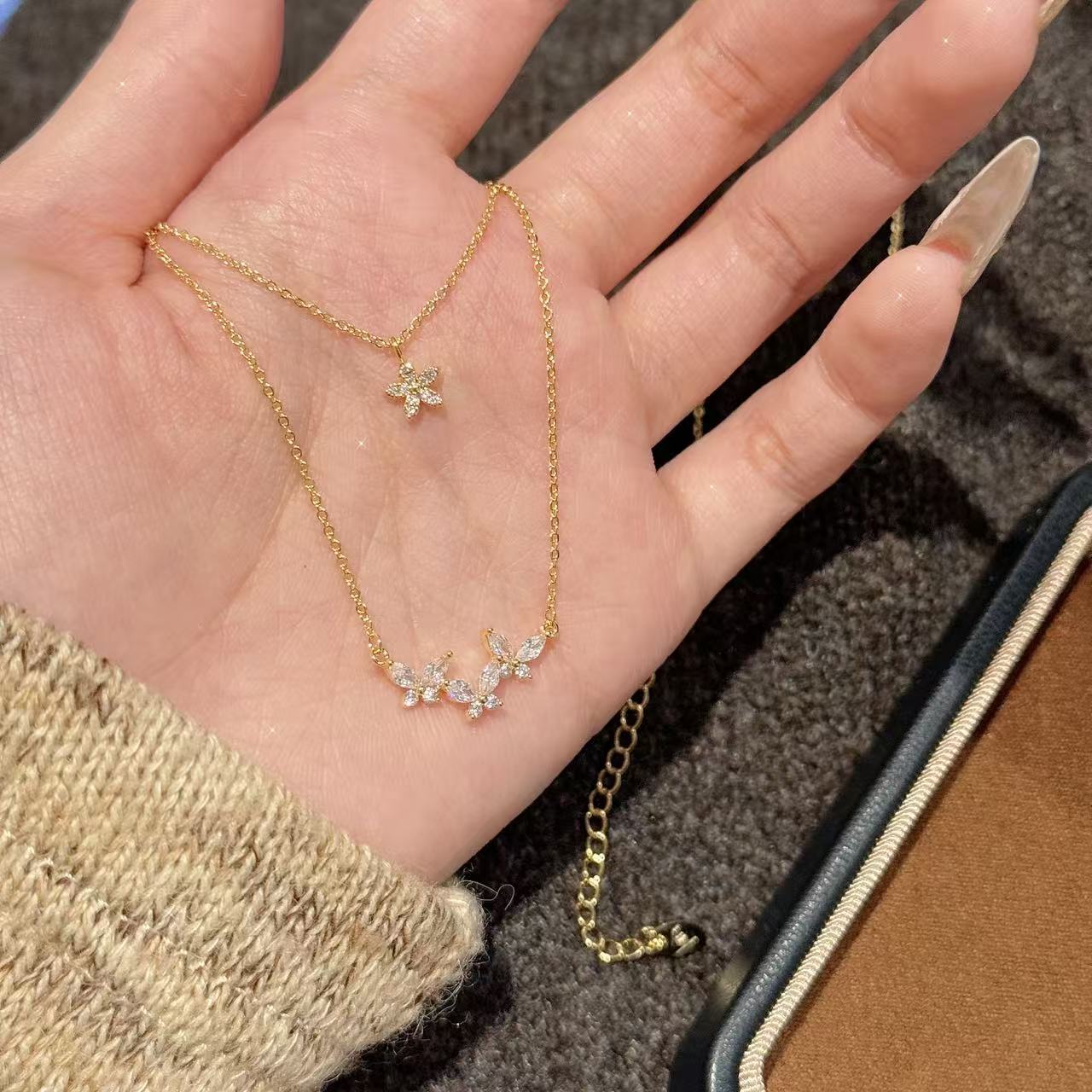 Double Layered Butterfly Flower Necklace Shiny Zircon Clavicle Chain Luxury Elegant All-match Fashion Jewelry for Women