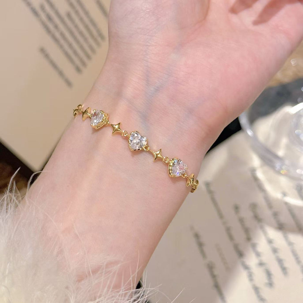 Sweet Star Heart Bracelet Elegant Luxury Unique Design Women Daily Hand Accessories