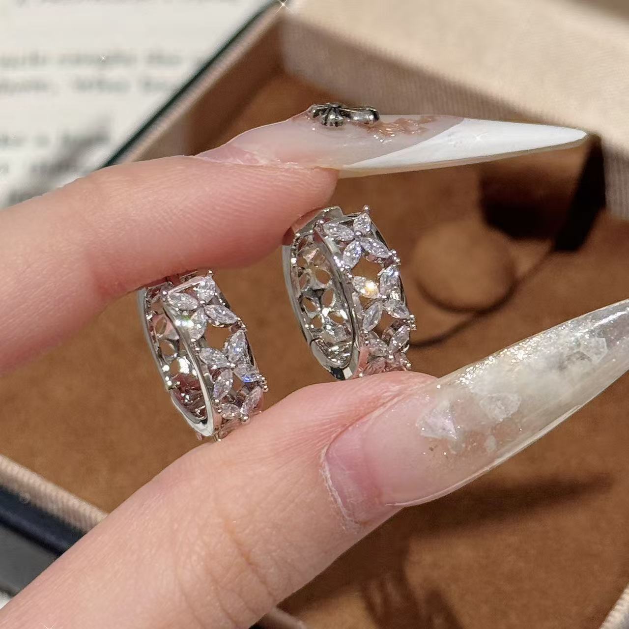 Open Hollow Four-Leaf  Full Paved Cubic Zirconia Huggie Earrings, Luxury Niche Designer Elegant All-Match Daily Ear Jewelry for Women