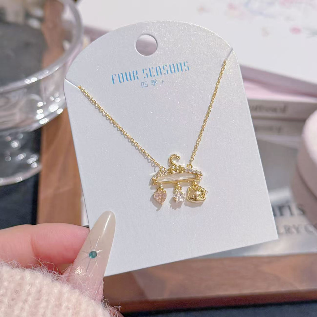 Cute Hanger Cat Necklace Elegant Luxury Sweet Clavicle Chain Women Fashion Jewelry