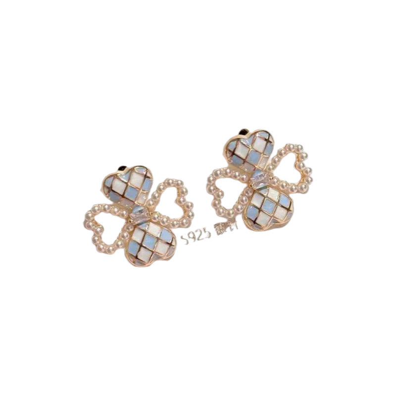 Gentle Texture Heart Pearl Stud Earrings, Luxury Niche Elegant Earrings, Exquisite Temperament All-match Daily Ear Jewelry