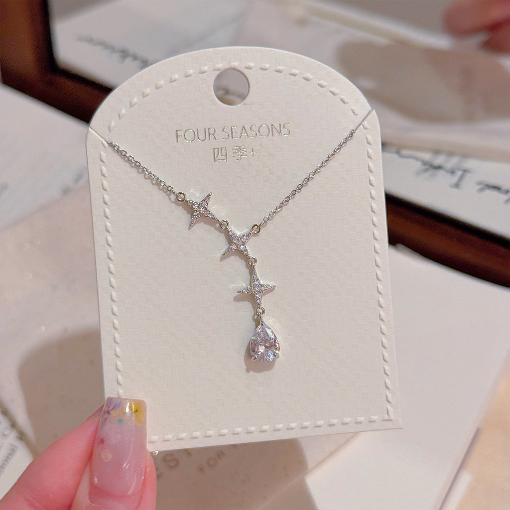 Sparkling Water Drop Cubic Zirconia Pendant Necklace for Women, Niche Luxury Minimal Dainty Versatile High-End Collarbone Fine Jewelry