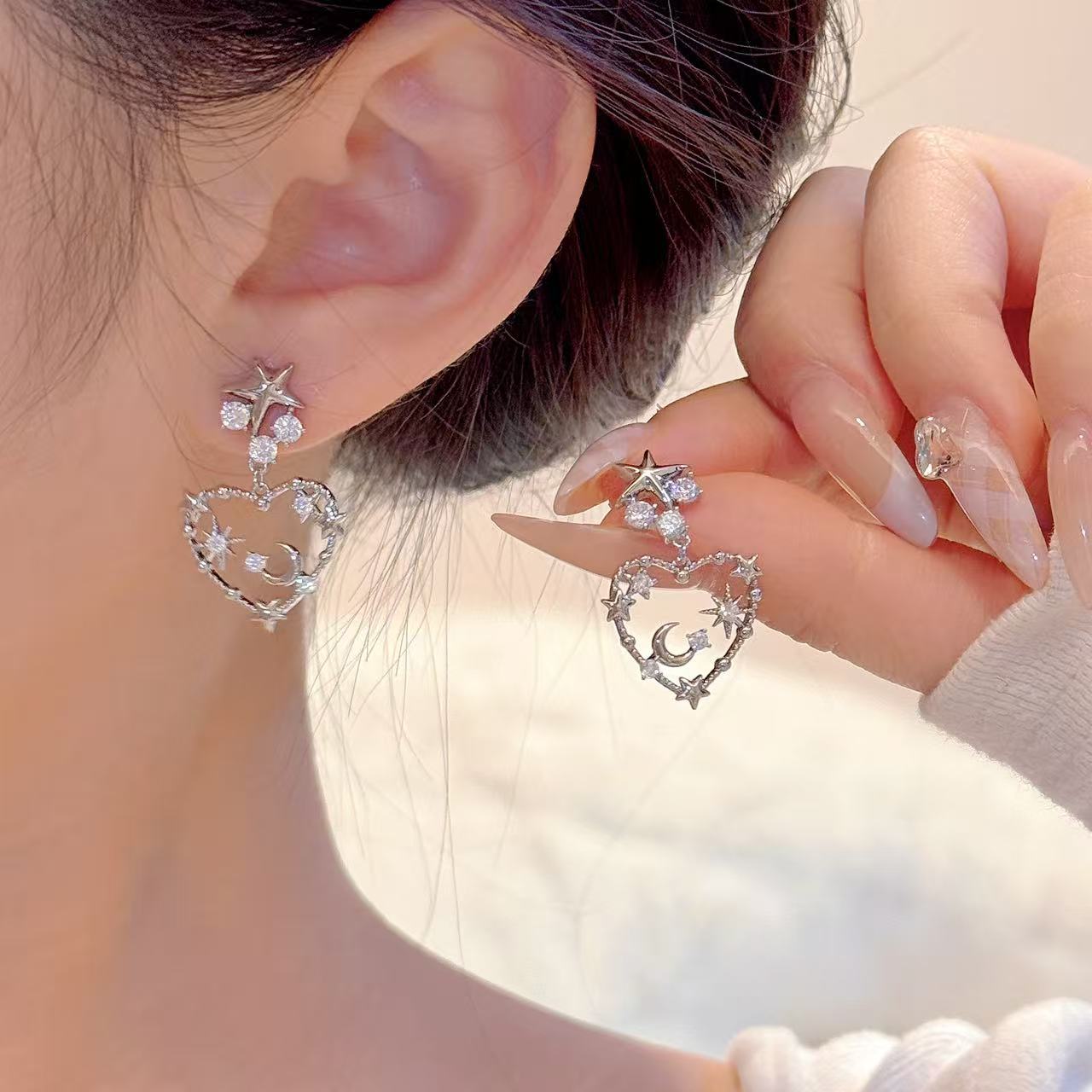 Sweet Heart Moon Cubic Zirconia Dangle Earrings, Minimal Fresh High-End Dainty Drop Ear Jewelry for Women Daily Commute