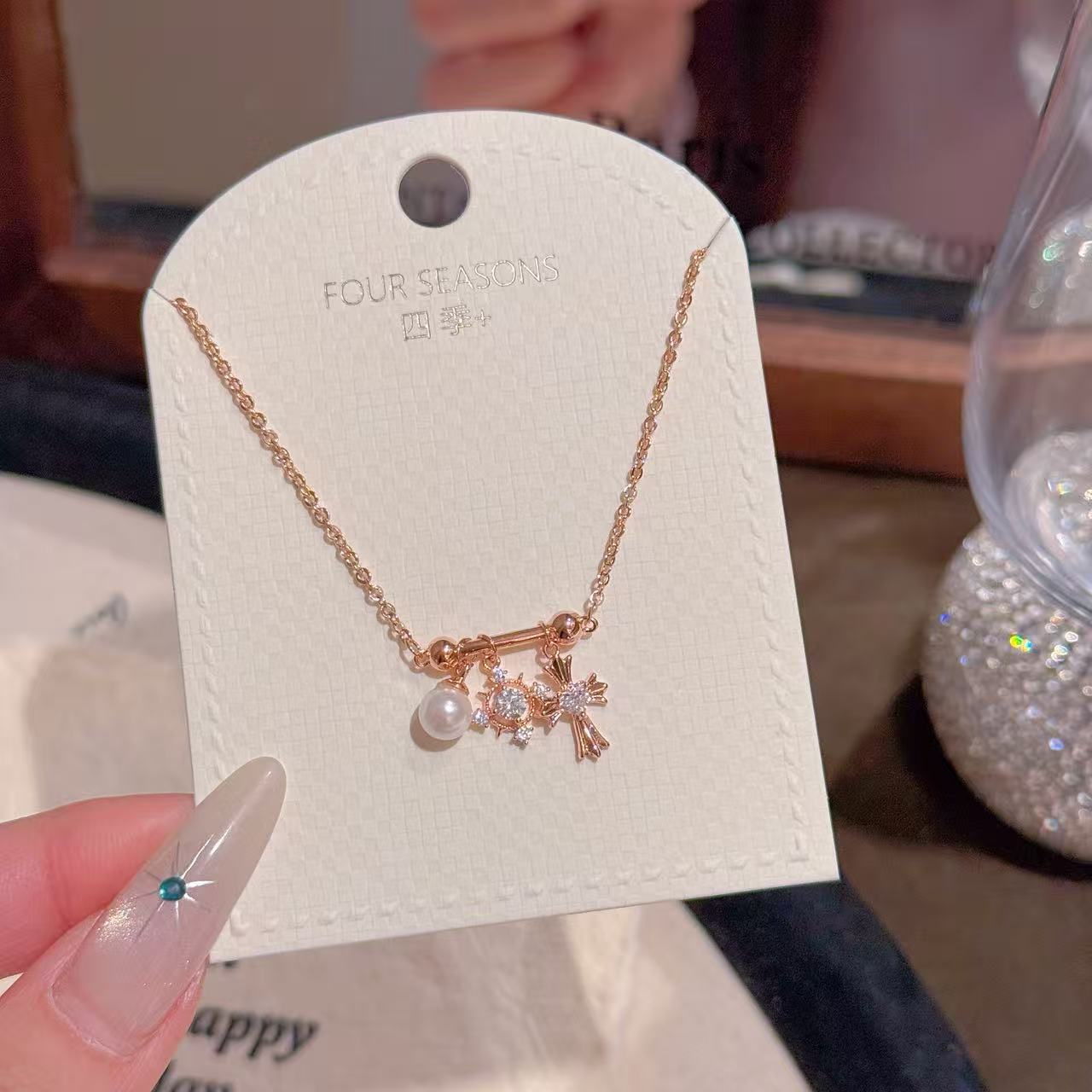 Retro Cross Pearl Clavicle Necklace, Elegant Sweet Cool High Grade Women Daily Jewelry