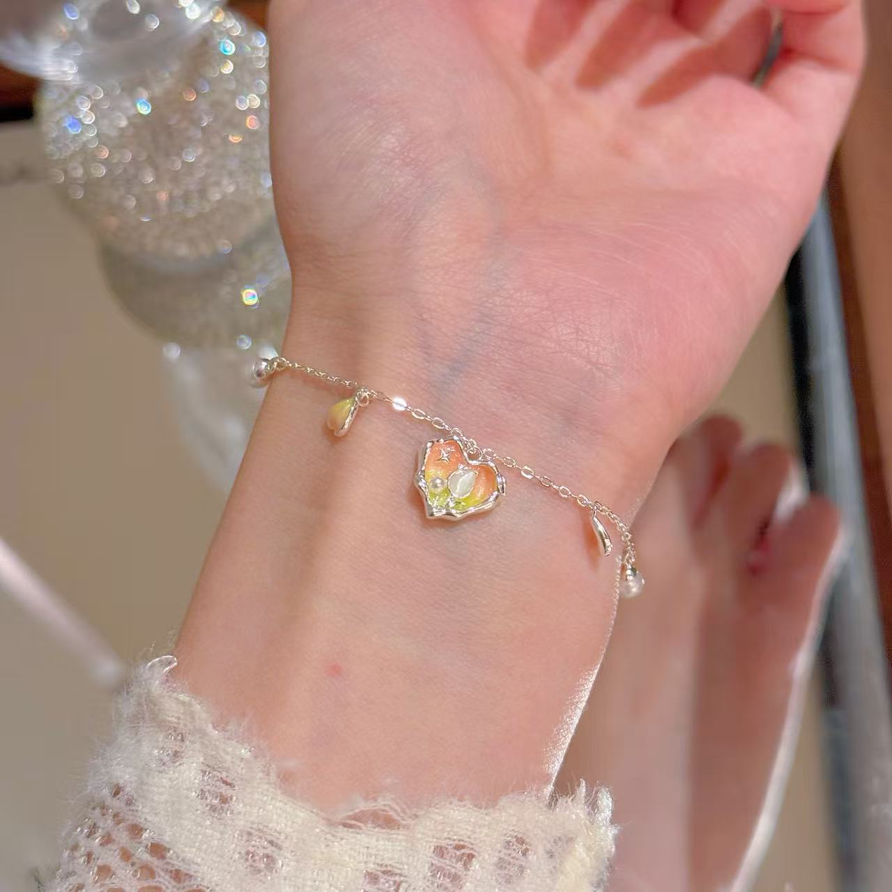 Spring Vibe Heart Flower Pearl Bracelet, Light Luxury Niche Gradient Enamel Sweet Temperament Bracelet