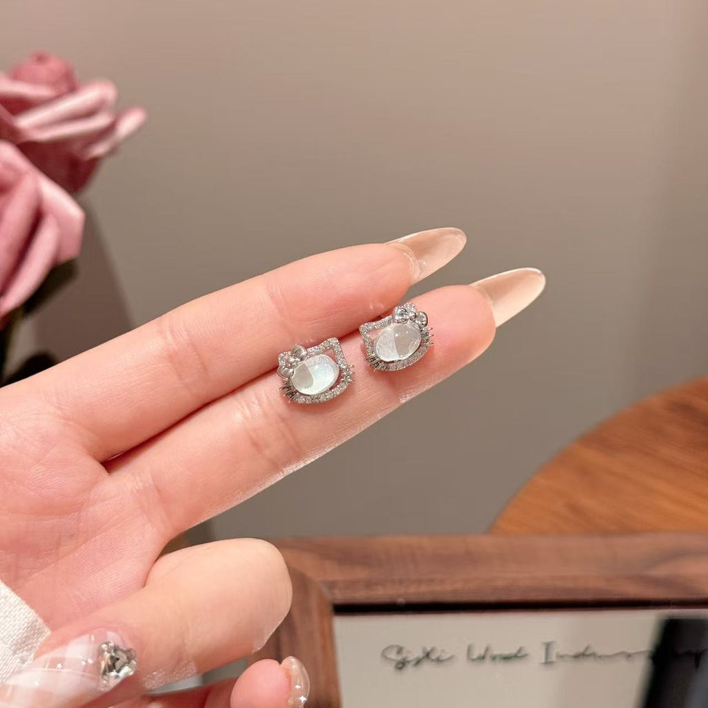 Cute Cat Stud Earrings, S925 Sterling Silver Post, Minimalist Dainty Earrings, Luxury Niche Versatile Jewelry