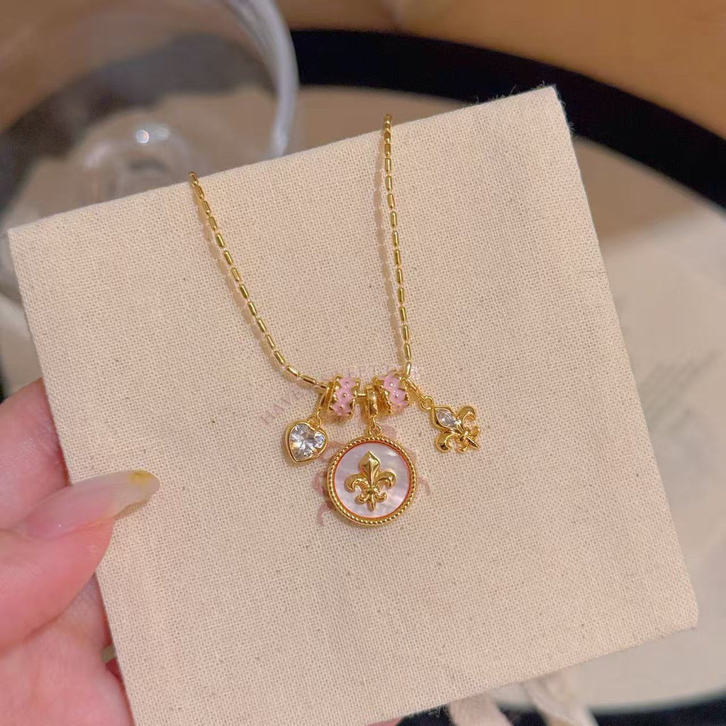 Heart & Iris Pendant Necklace with Natural Shell Inlay, Niche Luxury Dainty Clavicle Chain, Elegant All-match Daily Necklace