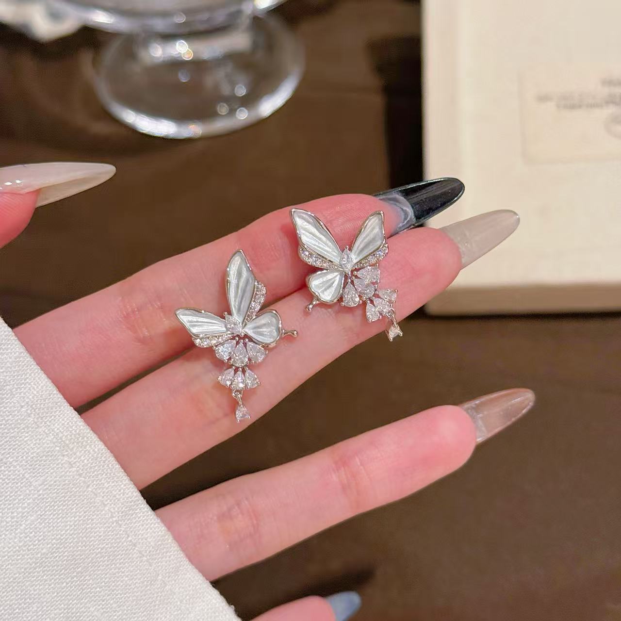 Shiny Butterfly Stud Earrings, Luxury Niche 925 Silver Needle Earrings, Exquisite Spring Fashion Design Ear Jewelry