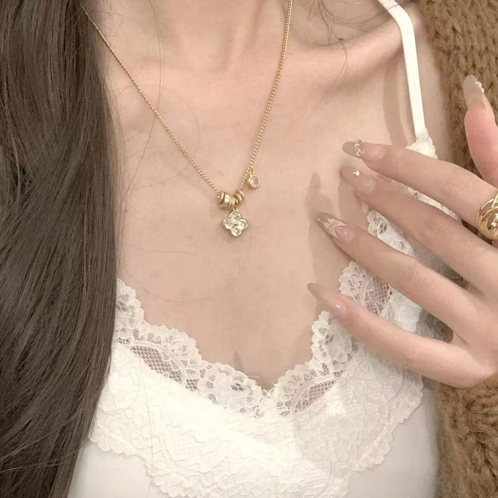 Spring Jewelry Four-Leaf Clover Necklace, Luxury Niche Designed Clavicle Chain