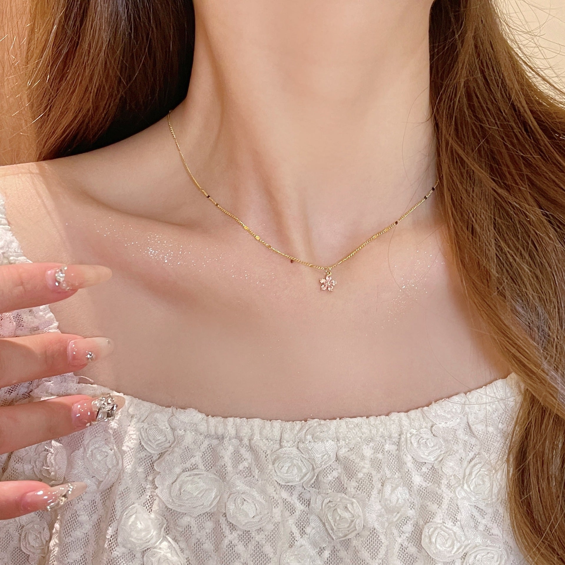 Snowflake Rotatable Four-Leaf Clover Necklace, Zircon Ins Style Pendant