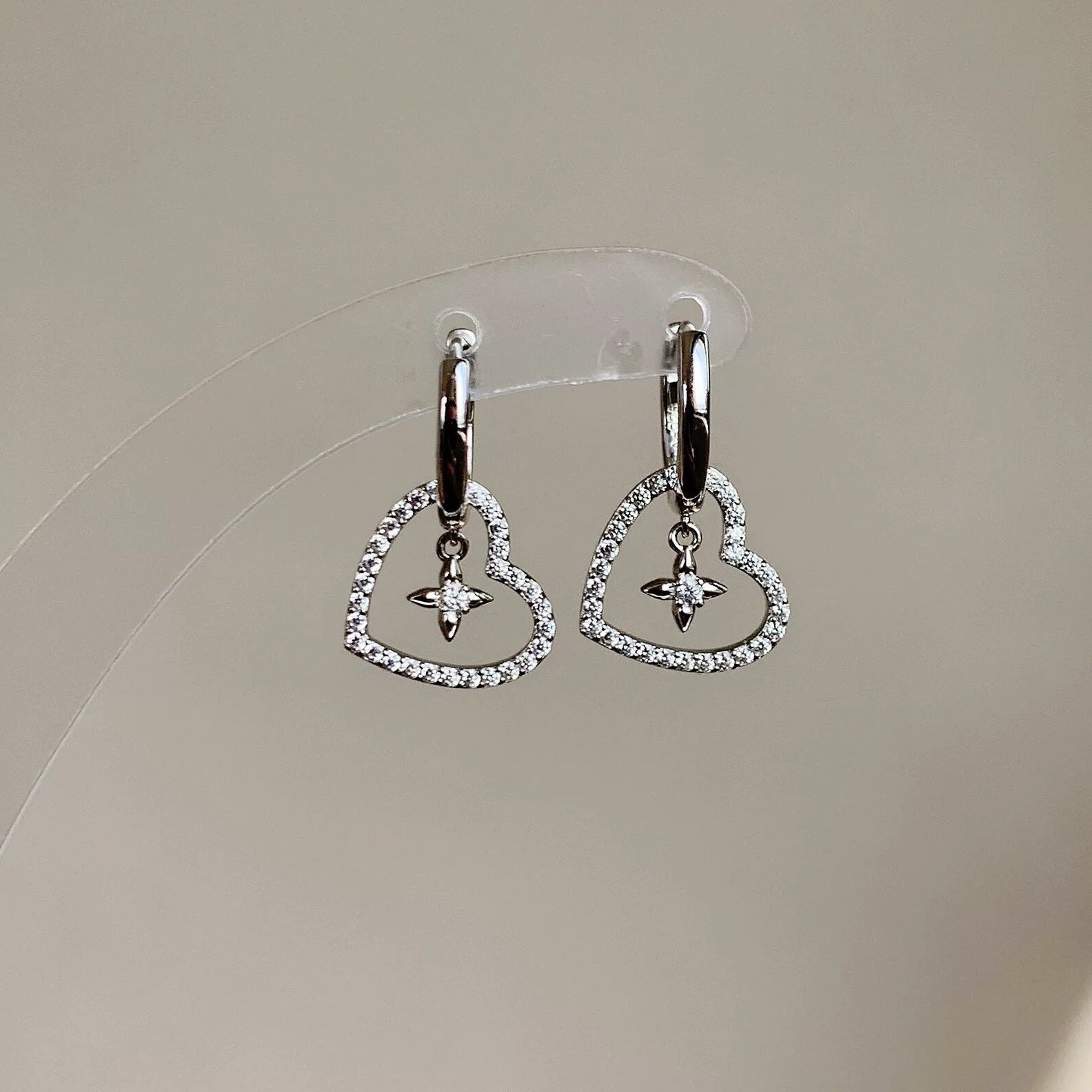 Hollow Heart Four-pointed Star Ear Buckles, 2026 New Sweet Luxury Elegant Noble Style Exquisite Earrings