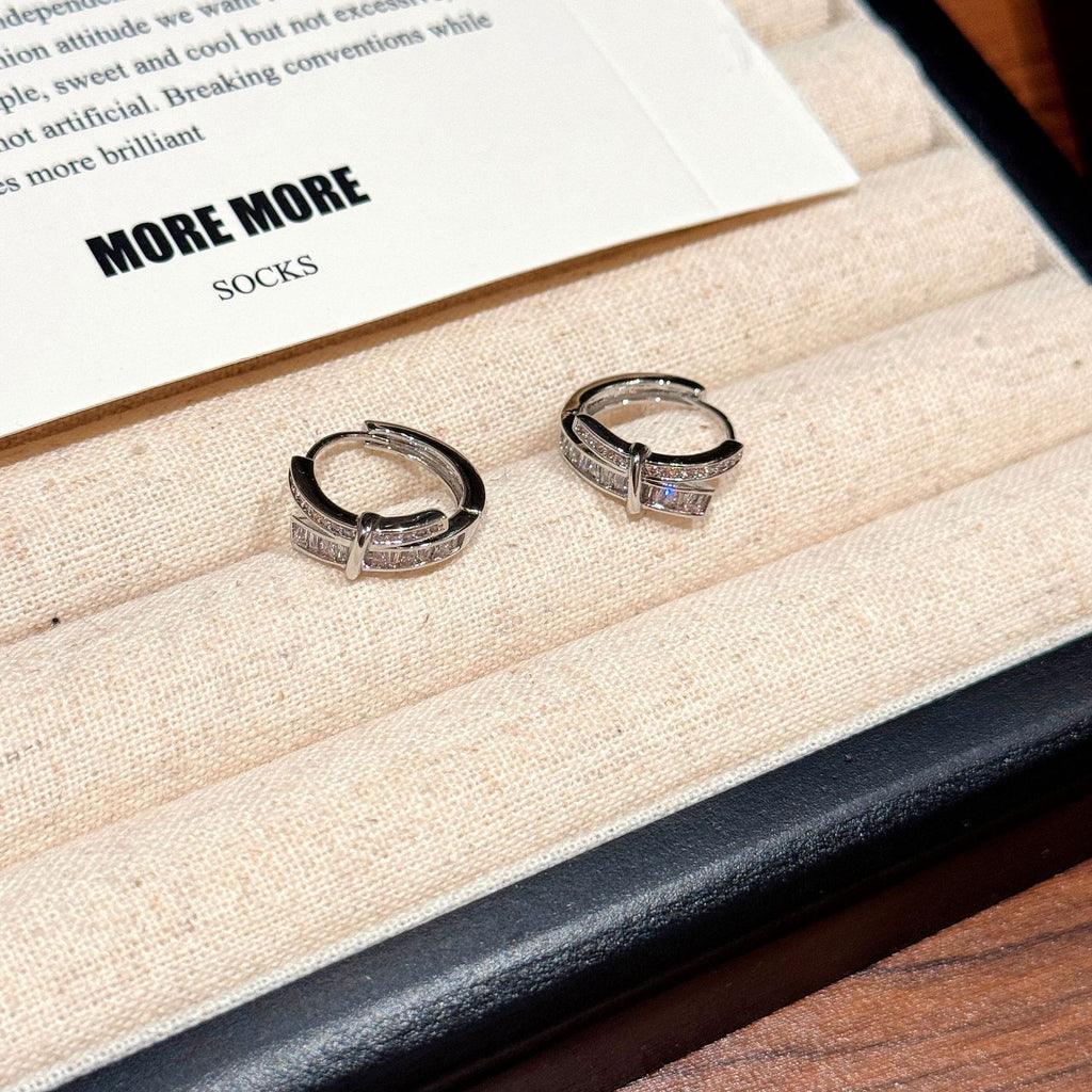 Luxury Sparkle Knot CZ Huggie Earrings Trendy Women Daily Ear Accessory