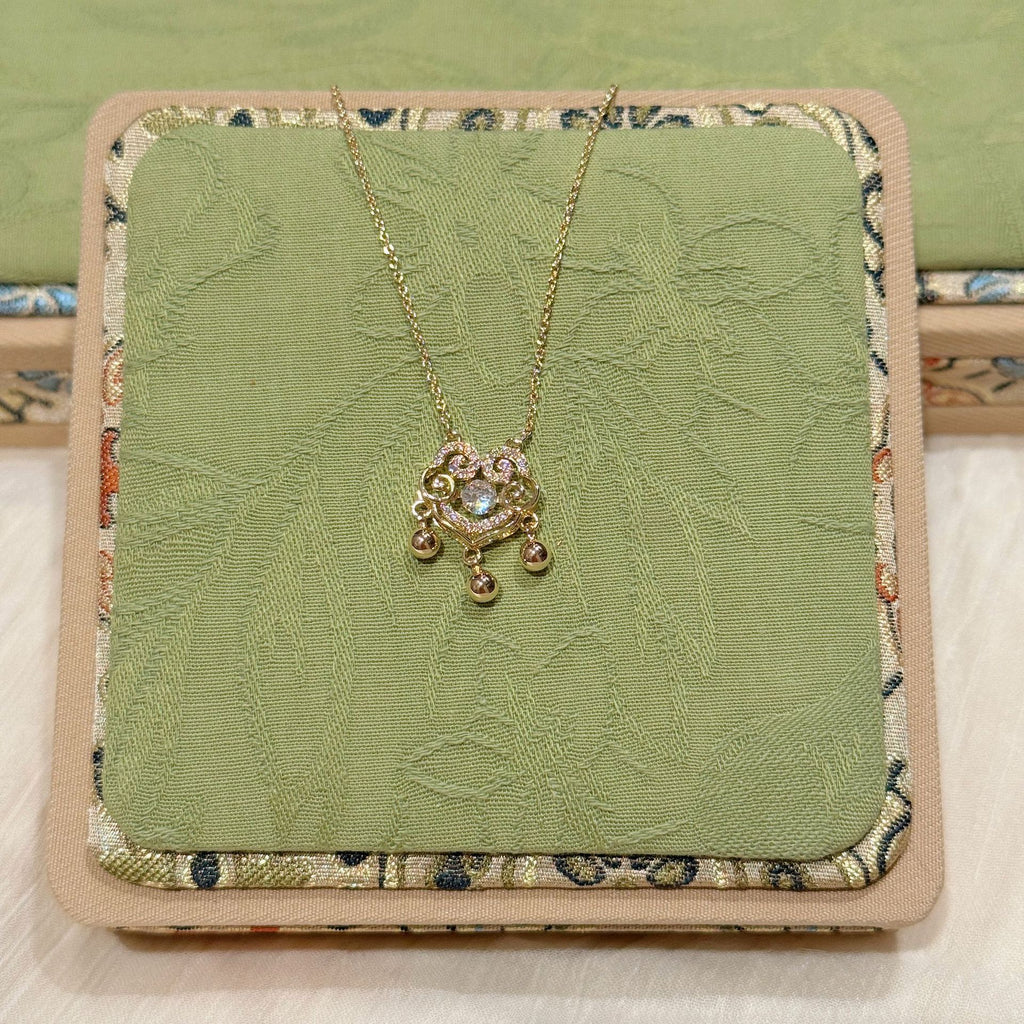 Vintage Gourd Peace Lock Necklace, Chinese Style Ginkgo Leaf Necklace, Zodiac Year Elegant Exquisite National Trend Jewelry for Women