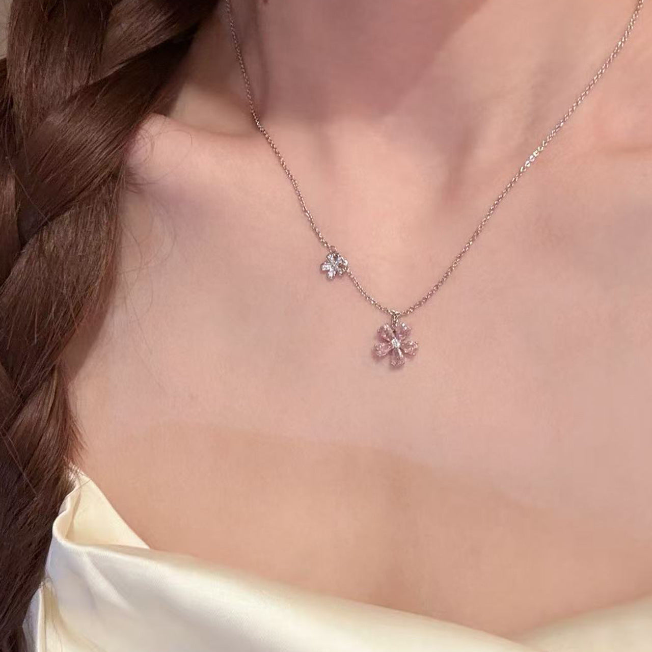 Cherry Blossom Pendant Necklace Sparkling Elegant Clavicle Chain Sweet Fashion Jewelry for Girls