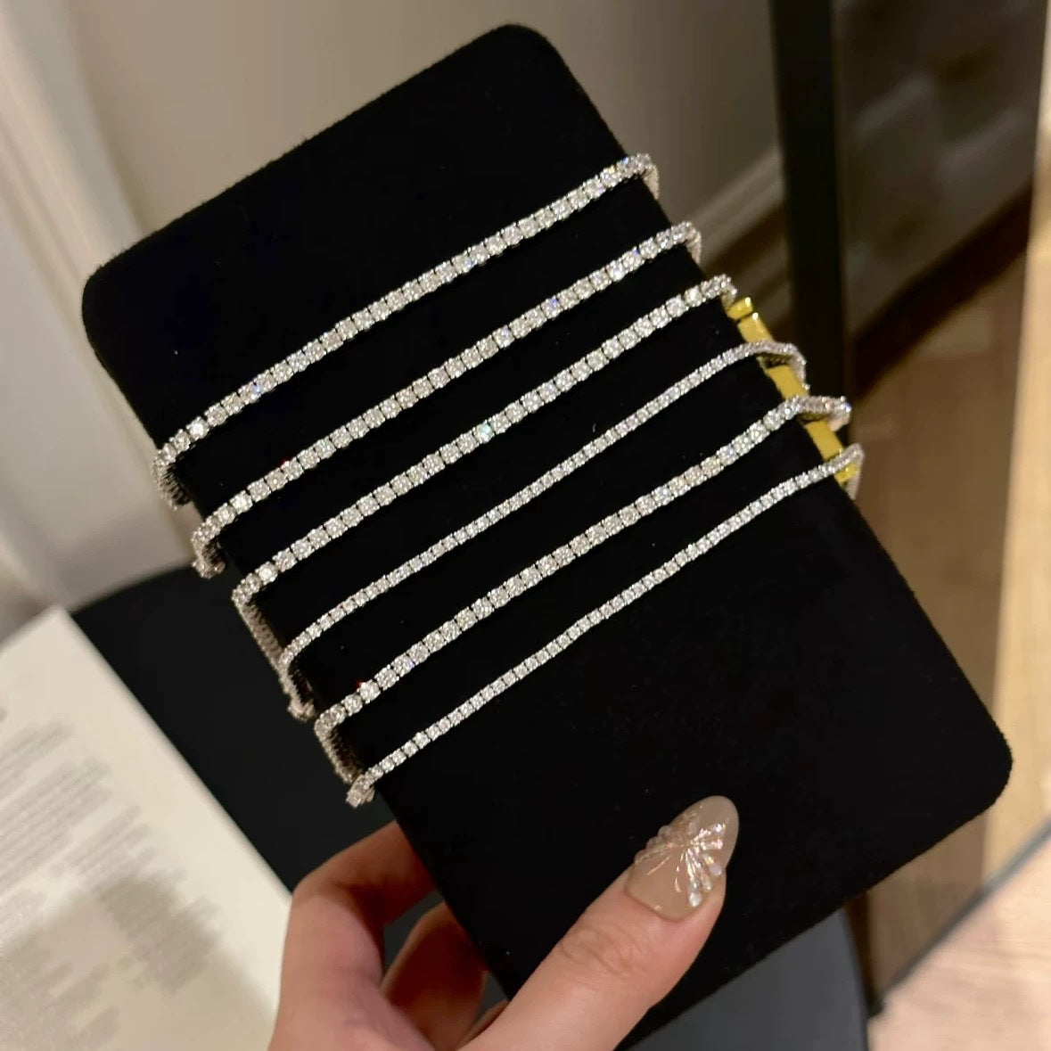 Sparkling Full Zircon Bracelet Luxury Minimalist Versatile Women Hand Jewelry