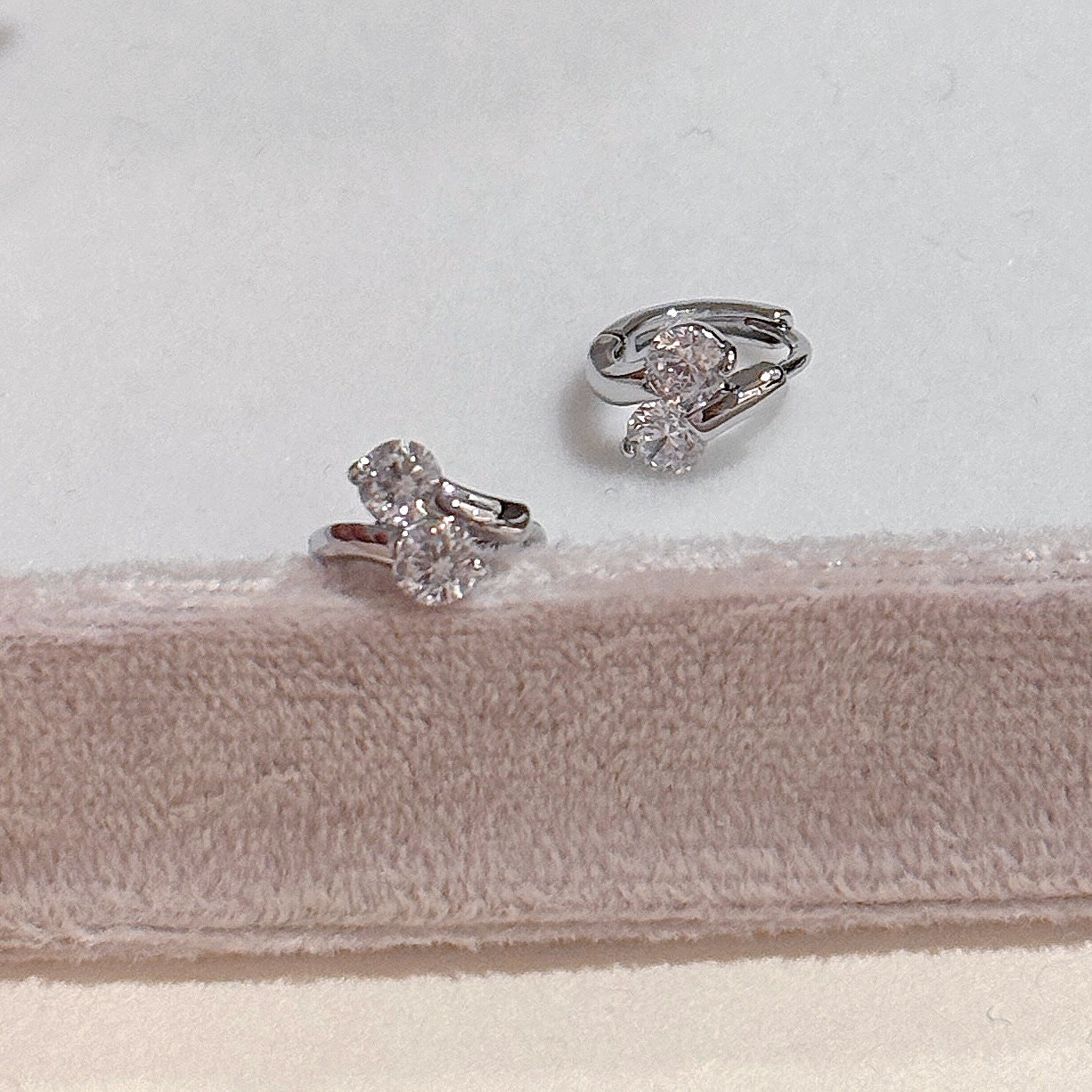 Minimalist Double Zircon Cross Hoop Earrings, Luxury High-grade Elegant Ear Buckles, Versatile Cold Style Fashion Ear Jewelry