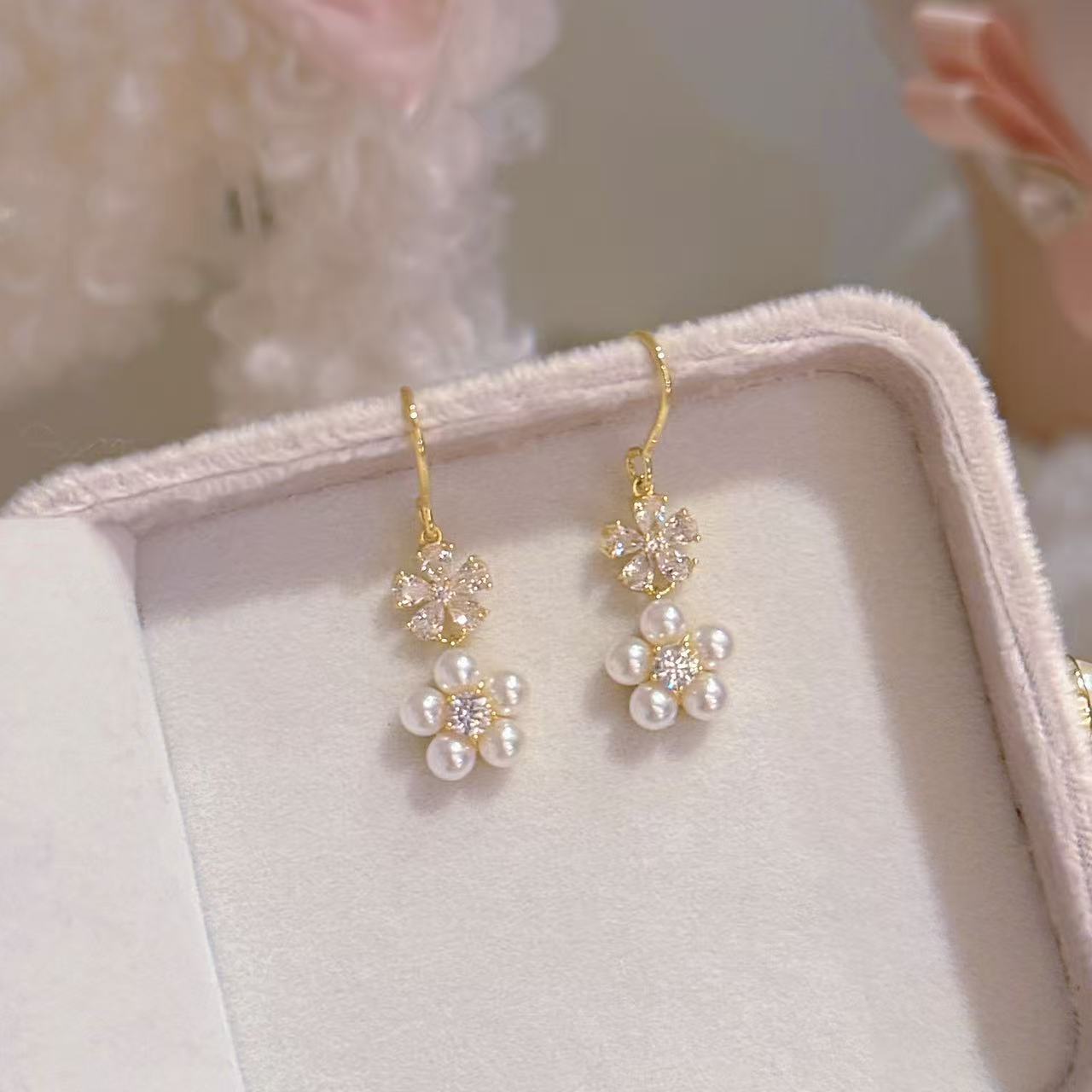 Bloom Flower Pearl Luxury Stud Earrings Sweet Women Fashion Earring