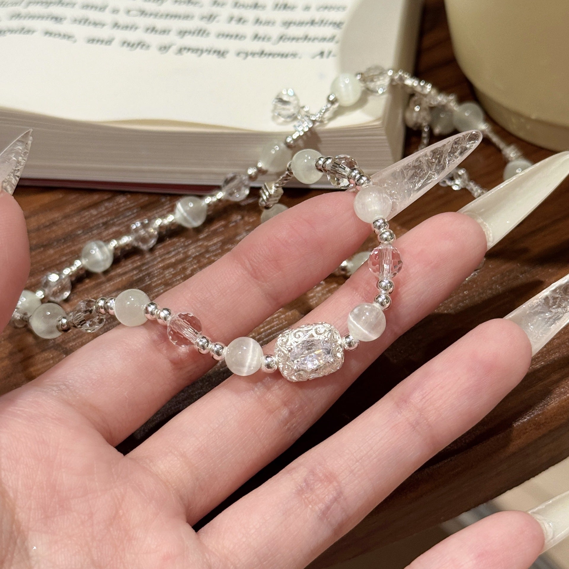 Cat's Eye Stone Bracelet Luxury Elegant Niche Design Summer Women Wrist Accessories