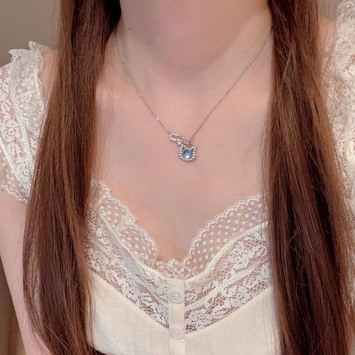 Cat Sea Blue Glass Necklace, Luxury Niche Pin Clavicle Chain, Cute Sweet Exquisite Temperament Pendant