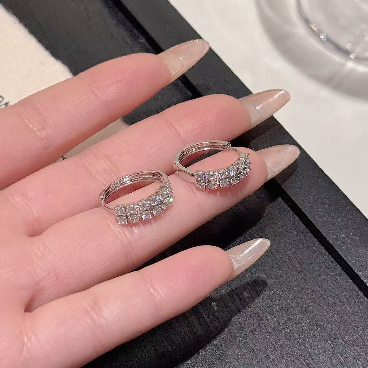 Korean Double Row Micro-inlaid Zircon Hoop Earrings, Niche Design Delicate Temperament Earrings, Versatile Luxury Fashion Ear Jewelry