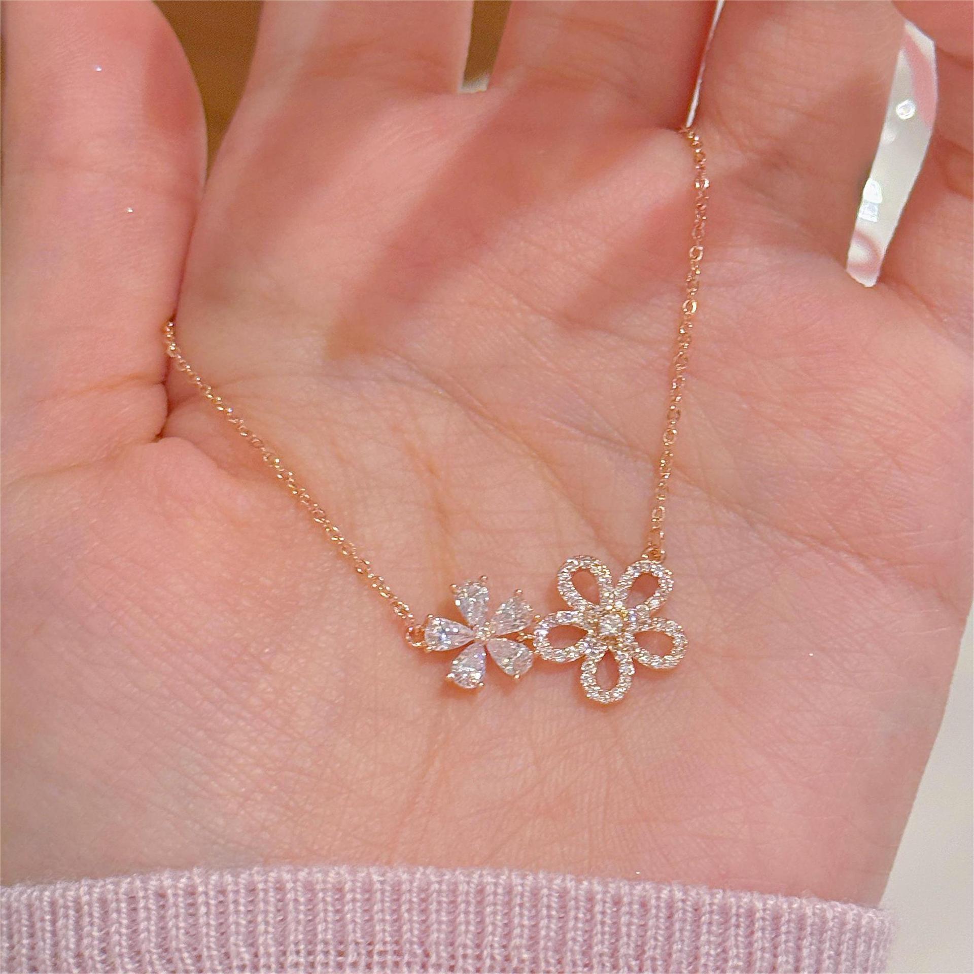 Hollow Flower Full Zircon Necklace, Luxury Elegant Clavicle Chain, Fresh Sweet Delicate Commute Fashion Necklace