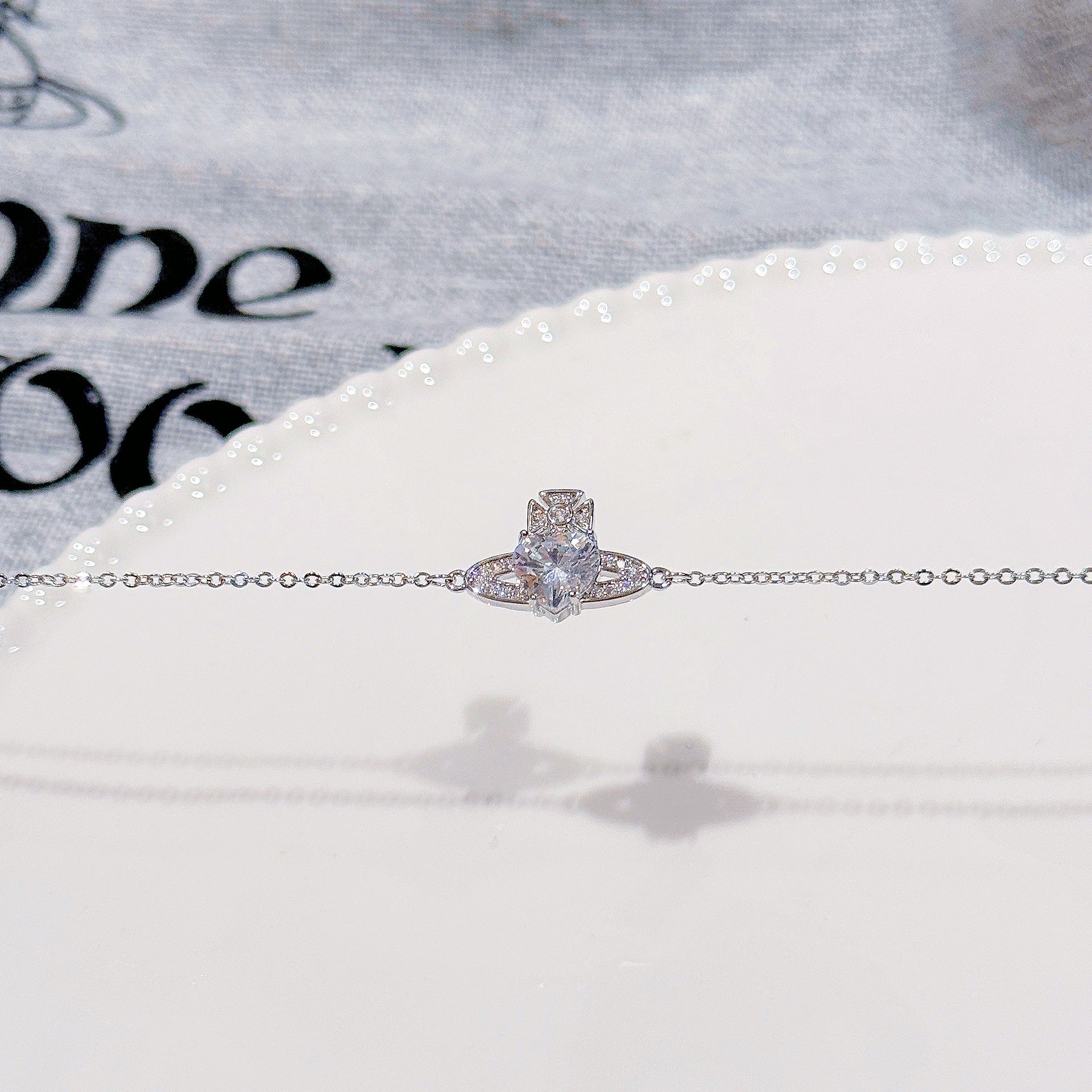 Saturn Heart Zircon Bracelet, Luxury Niche Vivienne Style Punk Hand Jewelry for Women
