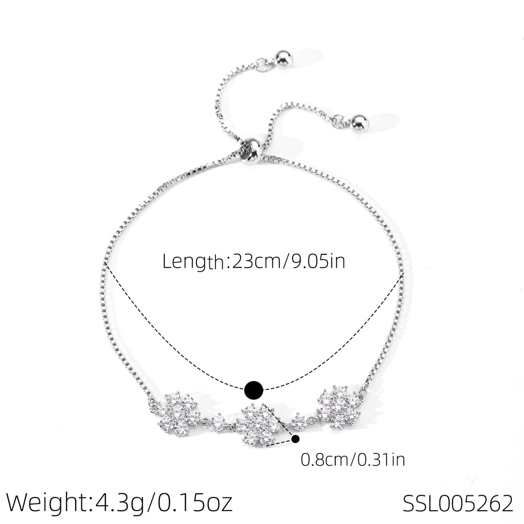 Four Seasons Charm Aquamarine Bracelet, Fashion Niche Sparkling Women Hand Jewelry, High-end Light Luxury Wrist Chain