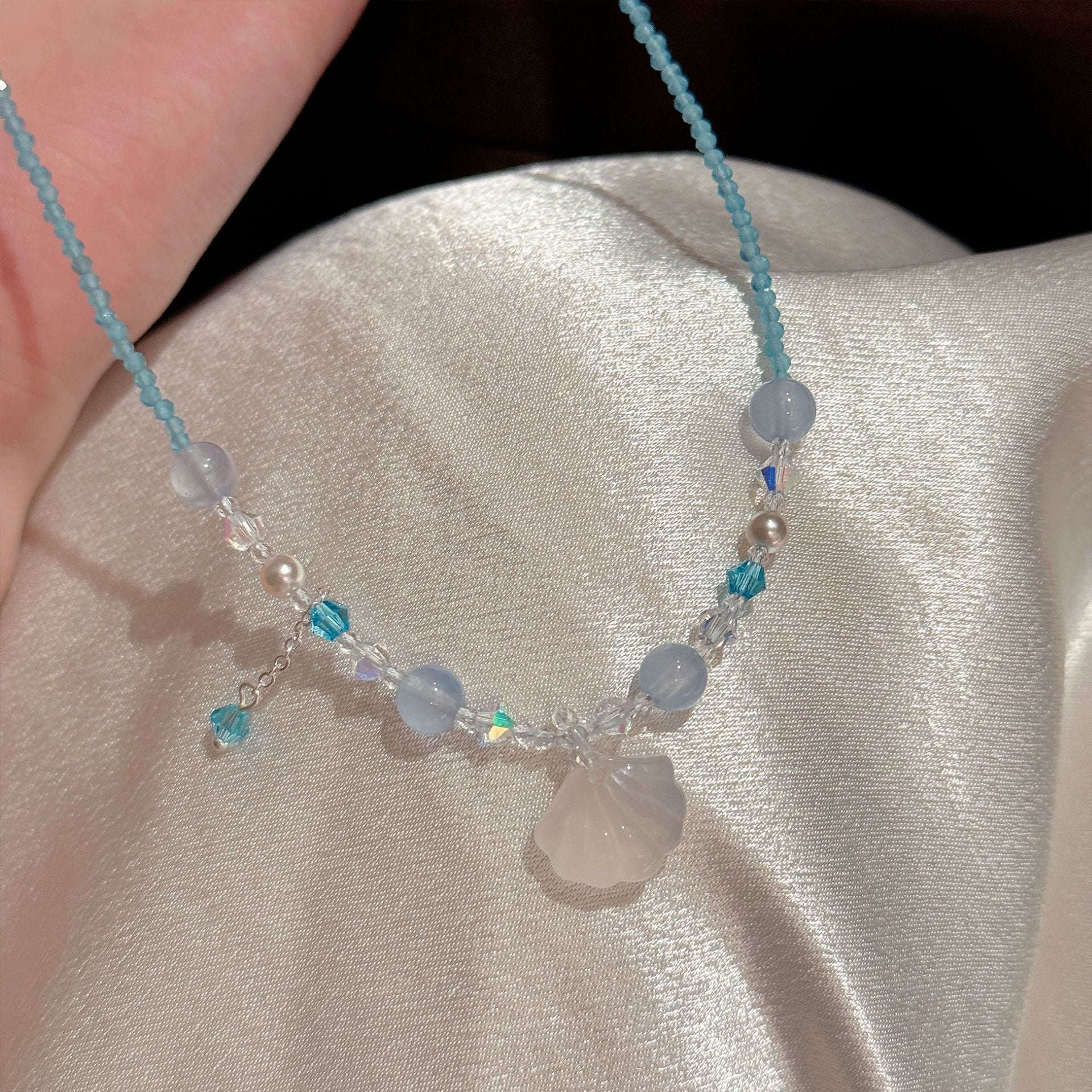 Women Chalcedony Shell Necklace, High Grade Atmospheric Elegant All-match Daily Wear Fashion Neck Ornament