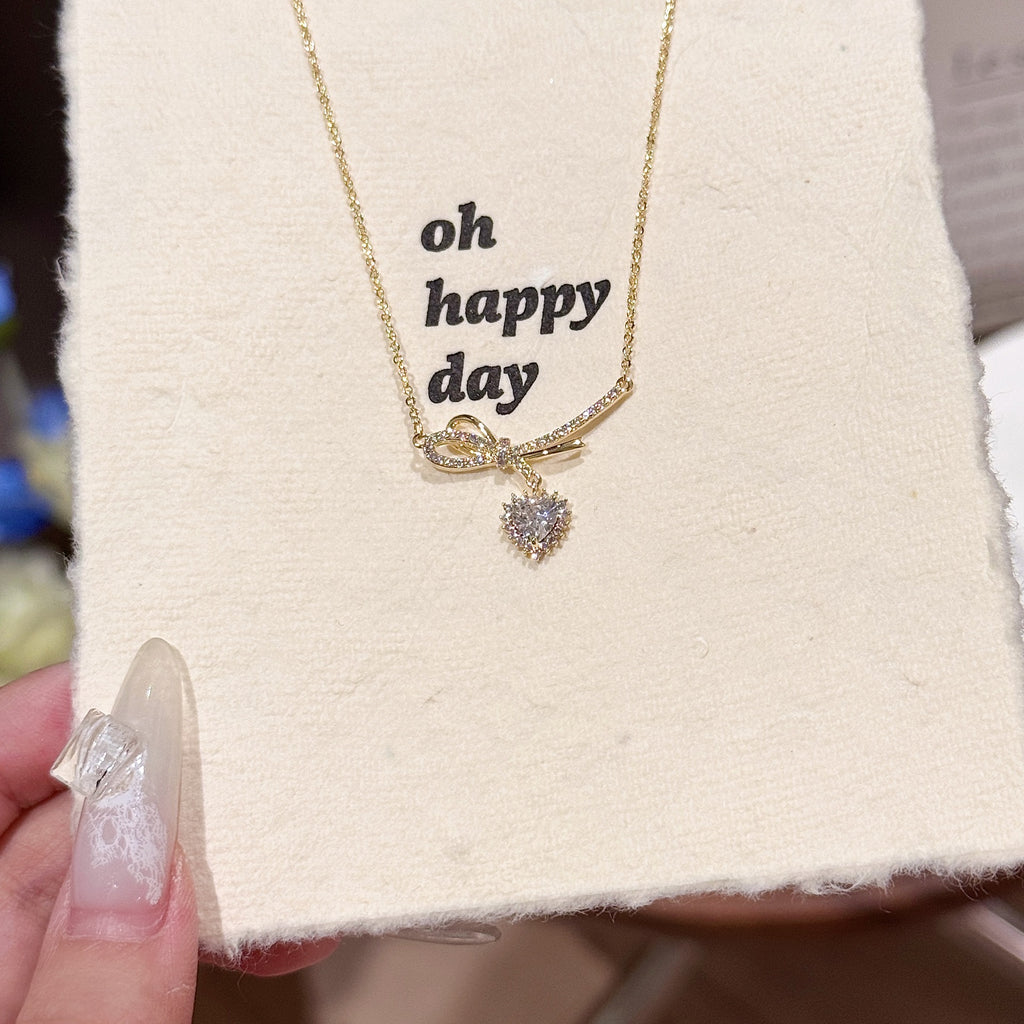 French Style Heart Clavicle Necklace, Sparkling Zircon Pendant, Minimalist Luxury Niche Fashion Jewelry