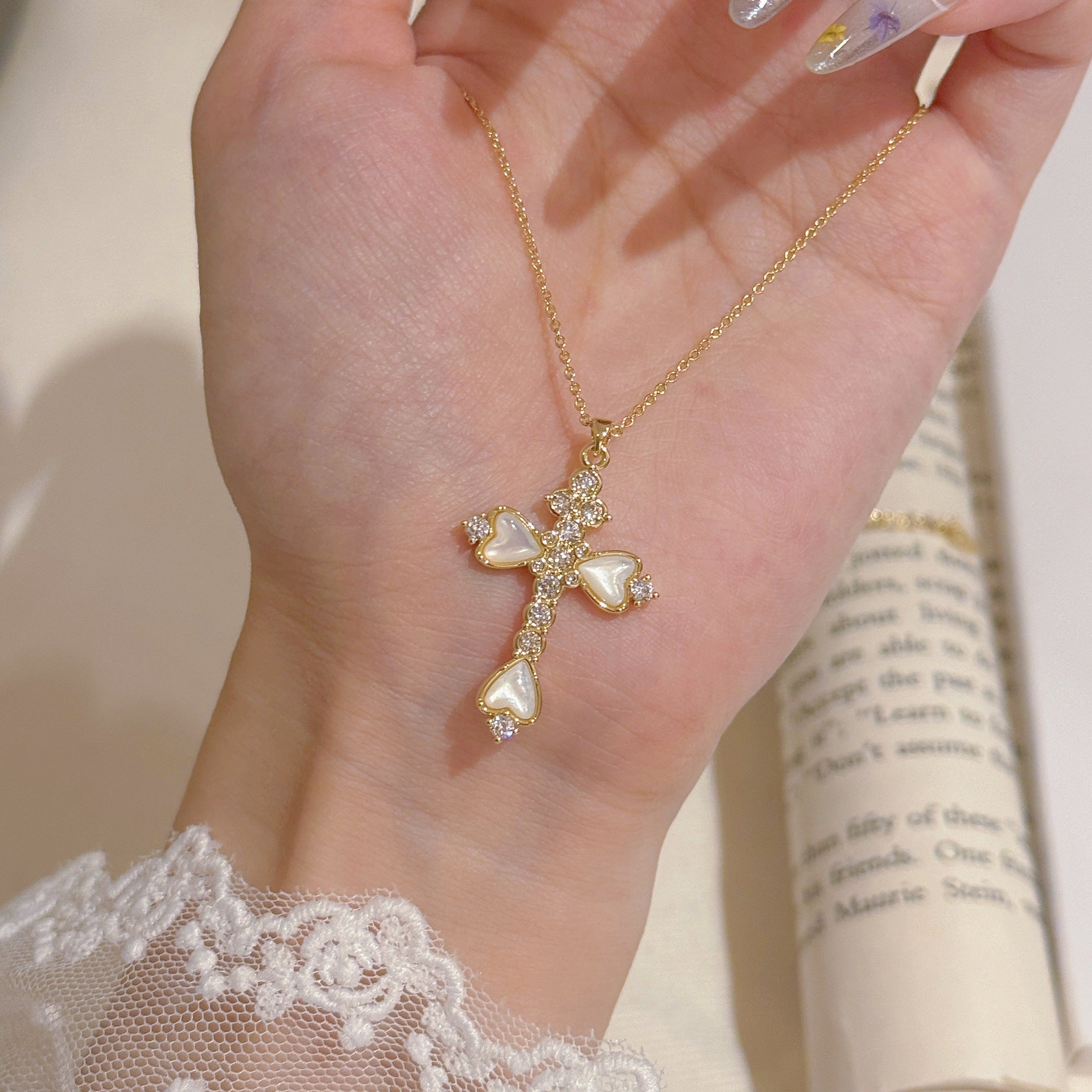 Vintage Cross Pendant Necklace, Elegant Luxury Daily Fashion Neck Jewelry
