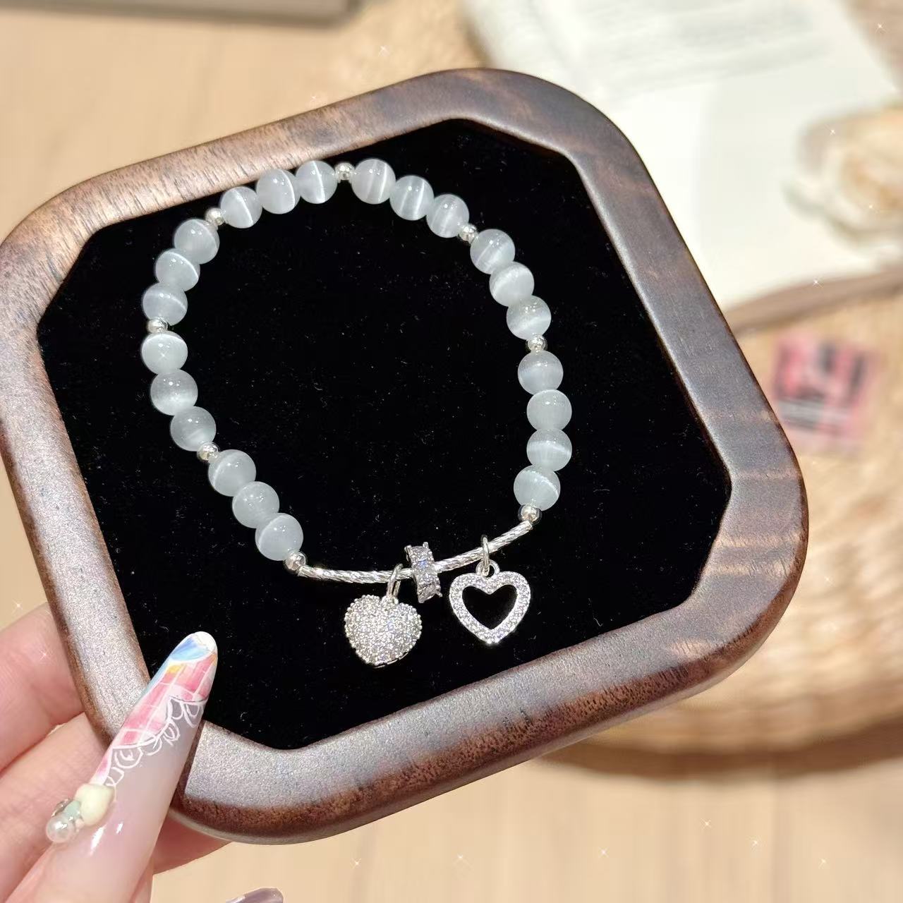 Heart Shape Cat's Eye Stone Bracelet, Hot Selling on Xiaohongshu, Luxury Niche All-match Women Hand Jewelry