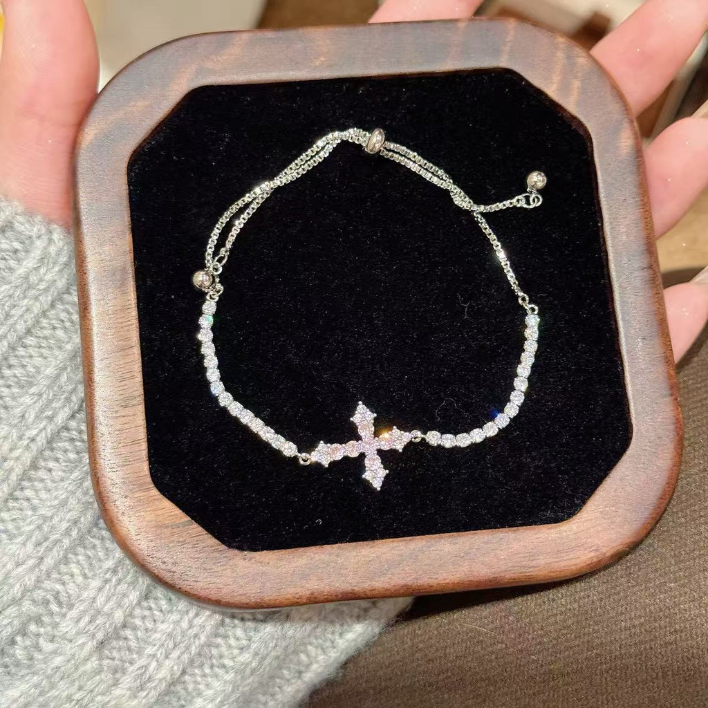 Hot Selling Cross Bracelets for Women, Minimal Cold Stylish Bracelet, Niche Designer Luxury Elegant Hand Jewelry