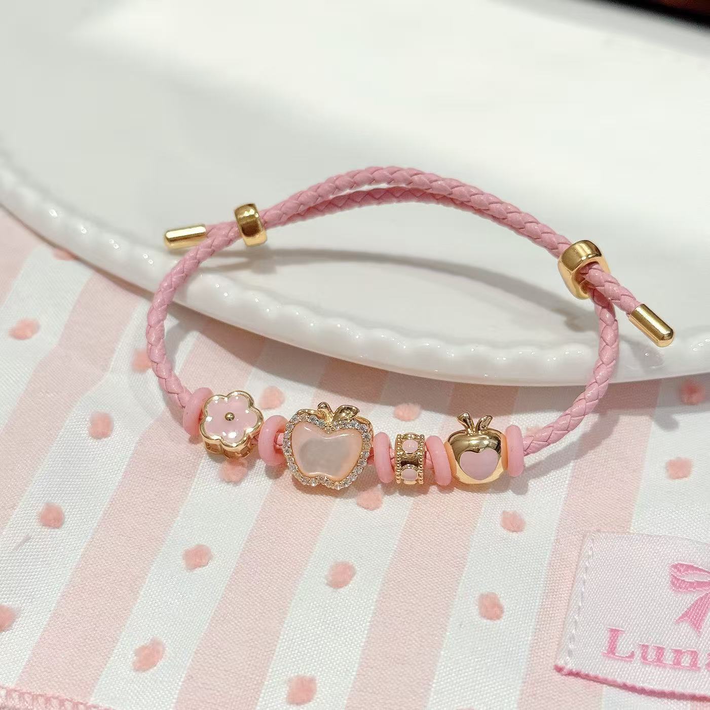 Sweet Pink Apple Bracelet, Luxury Niche Adjustable Leather Cord Bracelet, Girly Style All-match Fashion Hand Jewelry