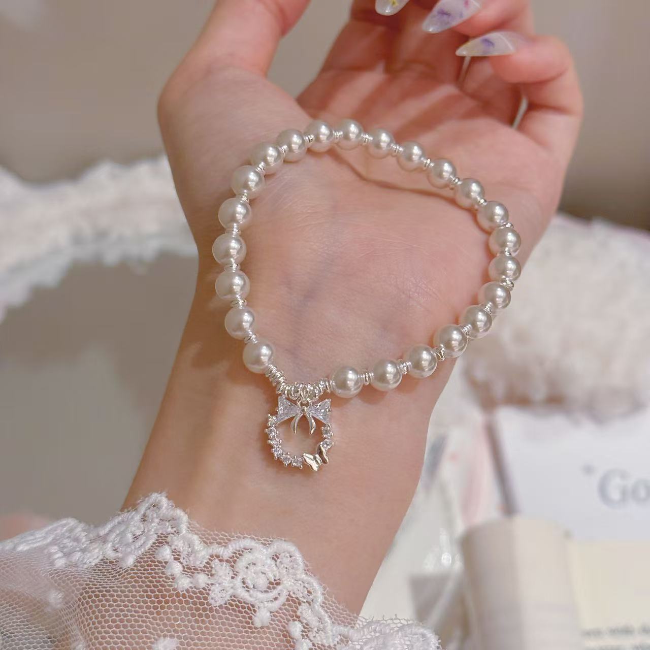 Princess Bow Pearl Bracelet, Luxury Niche Elegant Wrist Jewelry, Sweet Graceful Exquisite Temperament Bracelets