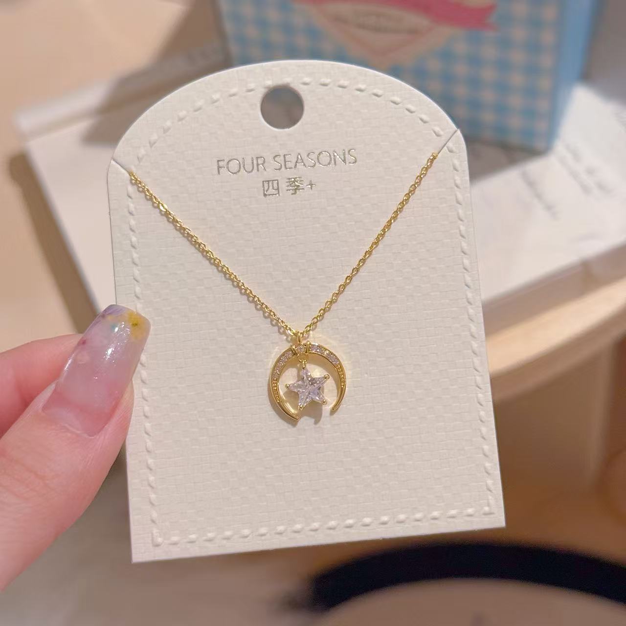 Crescent Moon Star Pendant Necklace Dainty Minimalist Clavicle Chain, Elegant Sweet Tiny Star Moon Choker for Daily Wear Jewelry Gift