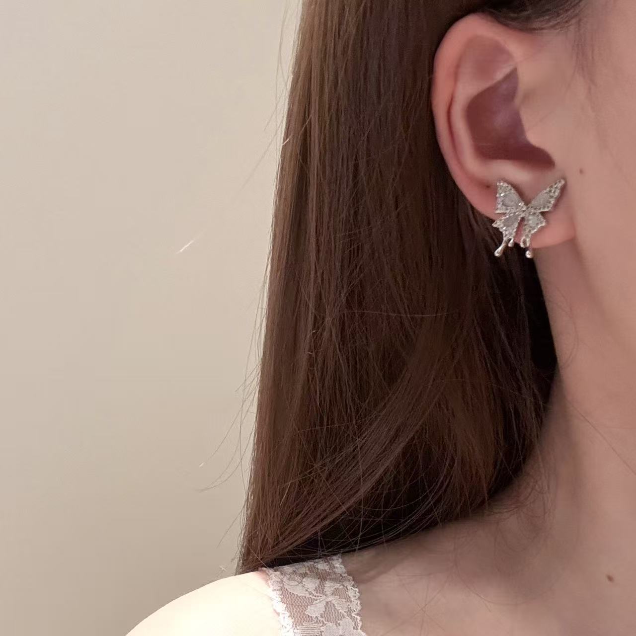 Moonlight Butterfly Stud Earrings, Vivid Cat's Eye Stone 925 Silver Earrings, Luxury Elegant Atmosphere Exquisite Temperament Ear Jewelry